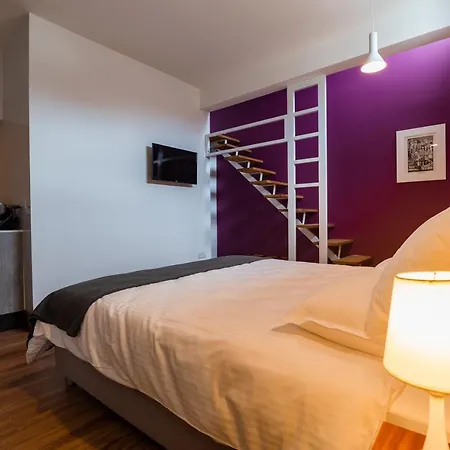 Monreal Boutique Townhouse - R024rm6 Paola