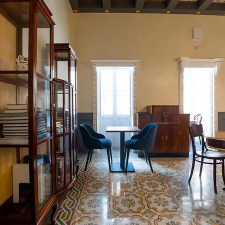 Monreal Boutique Townhouse - R024rm6