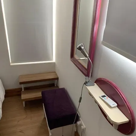 Monreal Boutique Townhouse - R024rm6 招待所 佩奥拉