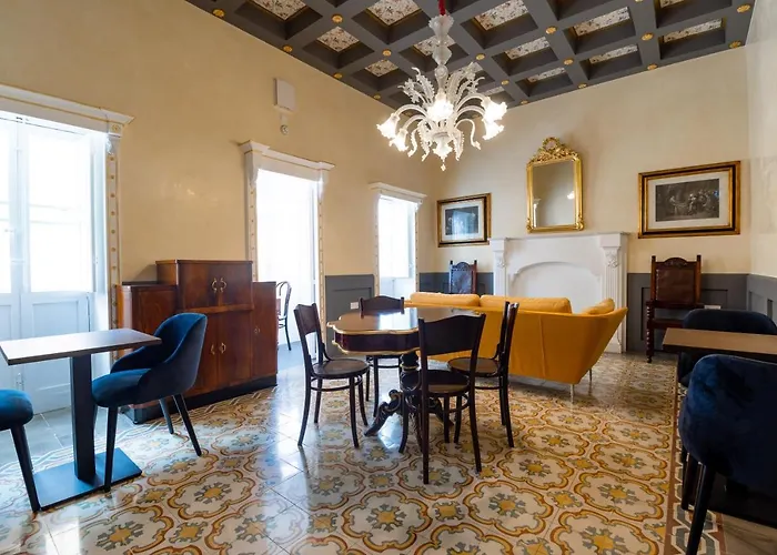 Monreal Boutique Townhouse - R024rm6 3* Paola